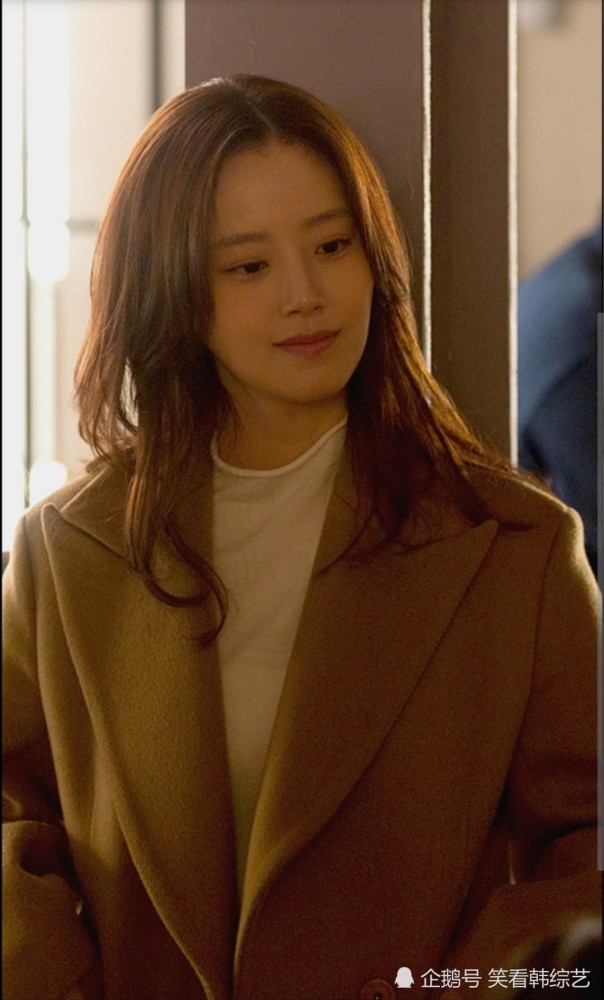 《恶之花》文彩元清纯的反转魅力,展现了高密度感性热演的精髓_腾讯