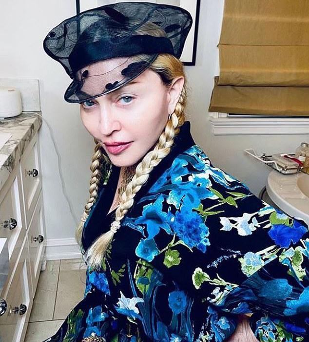 麦当娜|62岁麦当娜晒和服自拍，宛如少女，传闻将参与神秘电影项目