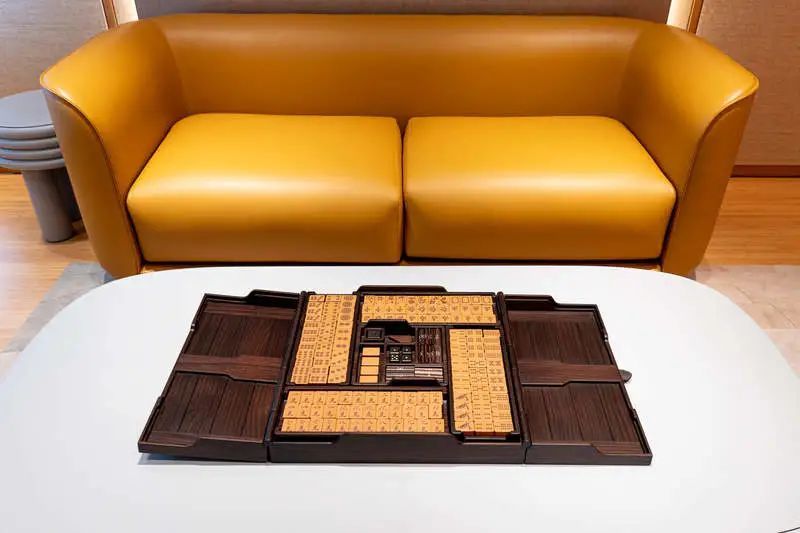 爱马仕推出一套麻将牌,一副将近30万人民币!_腾讯新闻