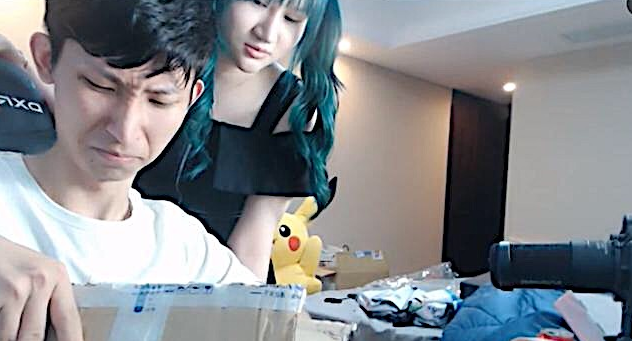 鸽子兮穿汉服cos瑶被说"壮",梦泪忙晒十年前照片