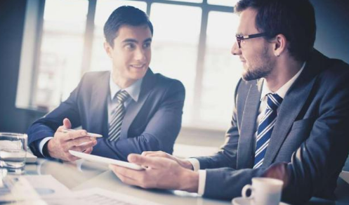 工作沟通法则:用宽容的语气和同事交谈