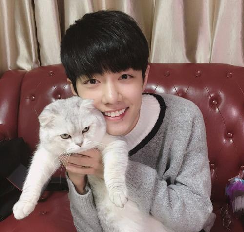 青春环游记2|剪辑师不专业？《青春环游记2》出现肖战身影，资源将全面恢复