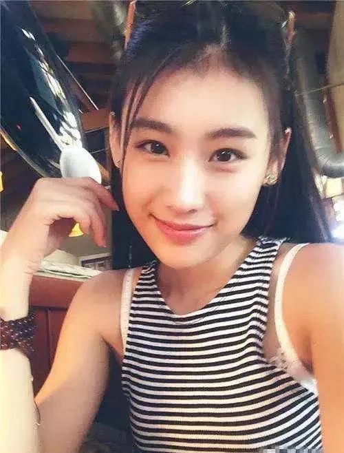 黄圣依|“豪门少奶奶”黄圣依的天花板，恰恰是那个豪门