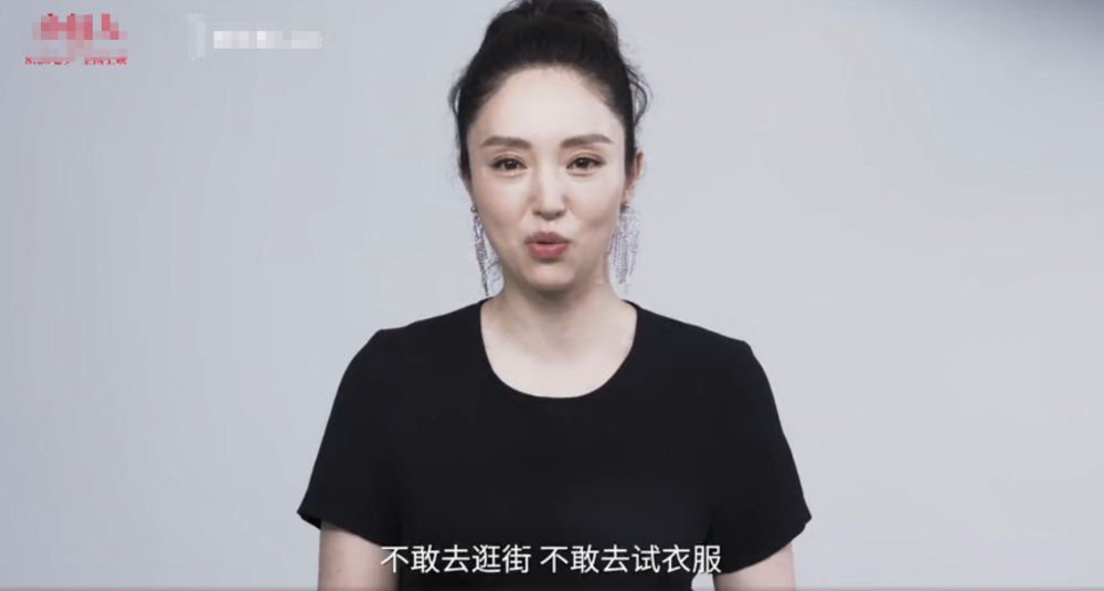 董璇|董璇自曝为生孩子错过大红大紫的机会，看到小酒窝后就释然了