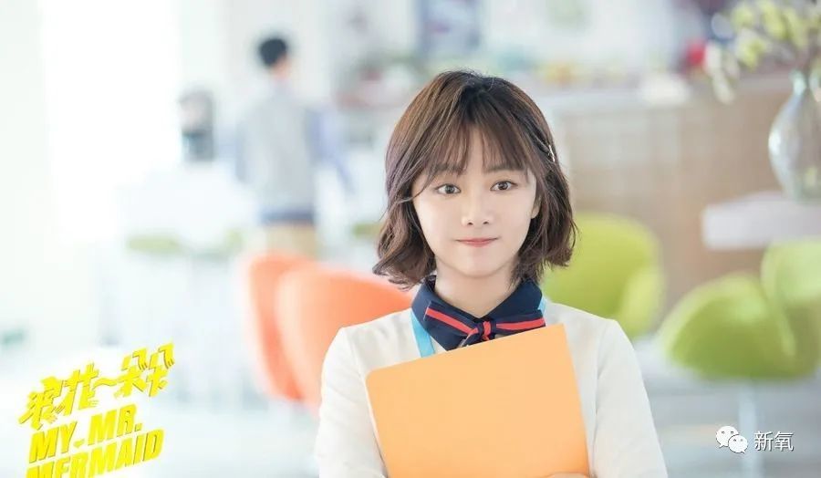 谭松韵|贵圈30岁以上女星里，脸嫩到能演小学生的也就她一个了吧！