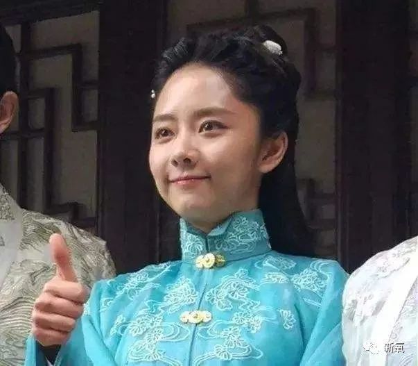 谭松韵|贵圈30岁以上女星里，脸嫩到能演小学生的也就她一个了吧！