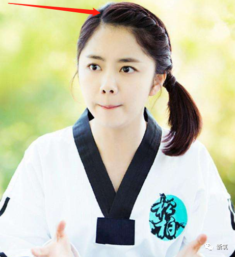 谭松韵|贵圈30岁以上女星里，脸嫩到能演小学生的也就她一个了吧！