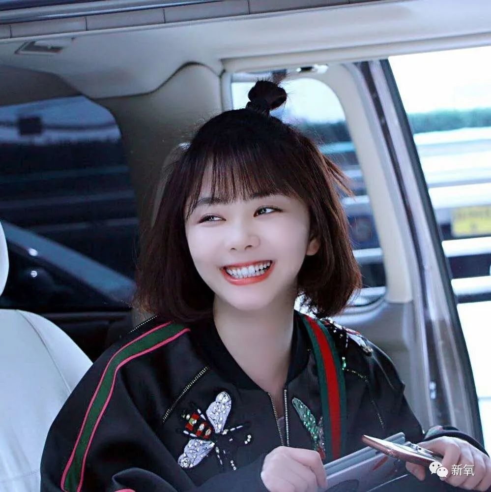 谭松韵|贵圈30岁以上女星里，脸嫩到能演小学生的也就她一个了吧！