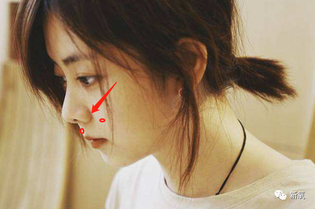 谭松韵|贵圈30岁以上女星里，脸嫩到能演小学生的也就她一个了吧！