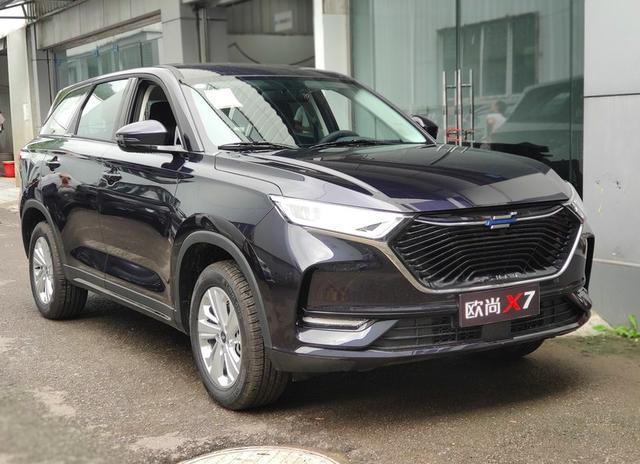 实拍2020款长安欧尚x715t爆出178马力售777万元起