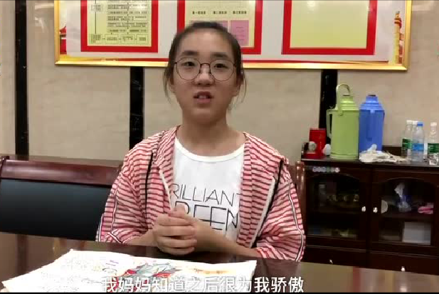 尹靓|初中女生暑假作业走红网络，让那些说“作业被狗吃了”的学生汗颜