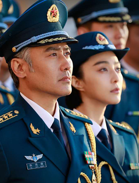 吴秀波|吴秀波状告范冰冰！疑因经济纠纷撕破脸，女方不受影响依旧晒美照