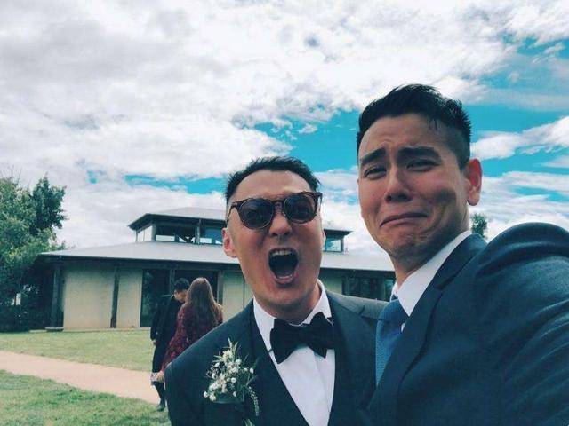 |彭于晏與余文樂兒子貼臉合照 網(wǎng)友調(diào)侃“關(guān)愛空巢老人”