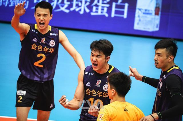 上海男排二传郭成的"二次创业"_腾讯新闻