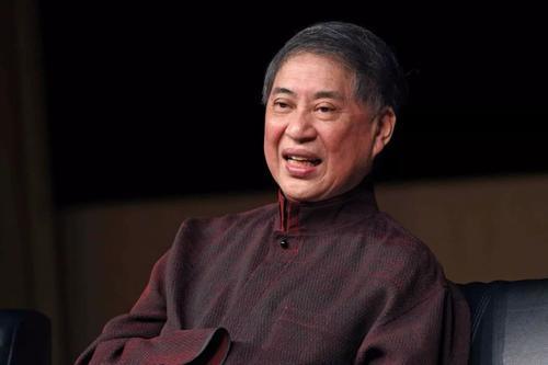 张爱玲|白先勇等专家说张爱玲是现代中国第一作家，刘再复怒问：鲁迅呢？