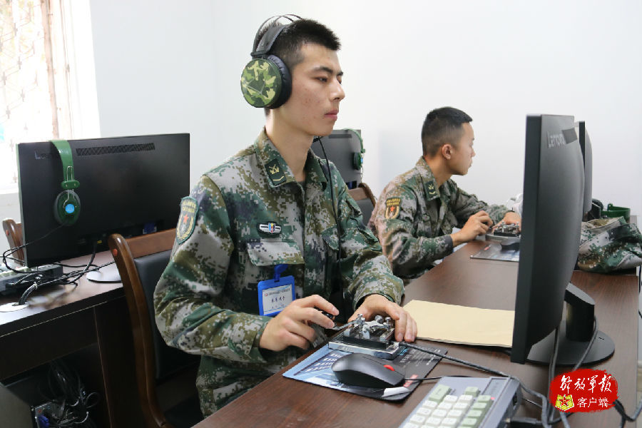 他们就是报务员!