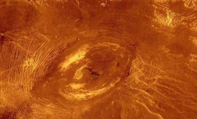 金星_天文行星|金星正在“苏醒”！超37座火山同时爆发，上一次发生在5亿年前