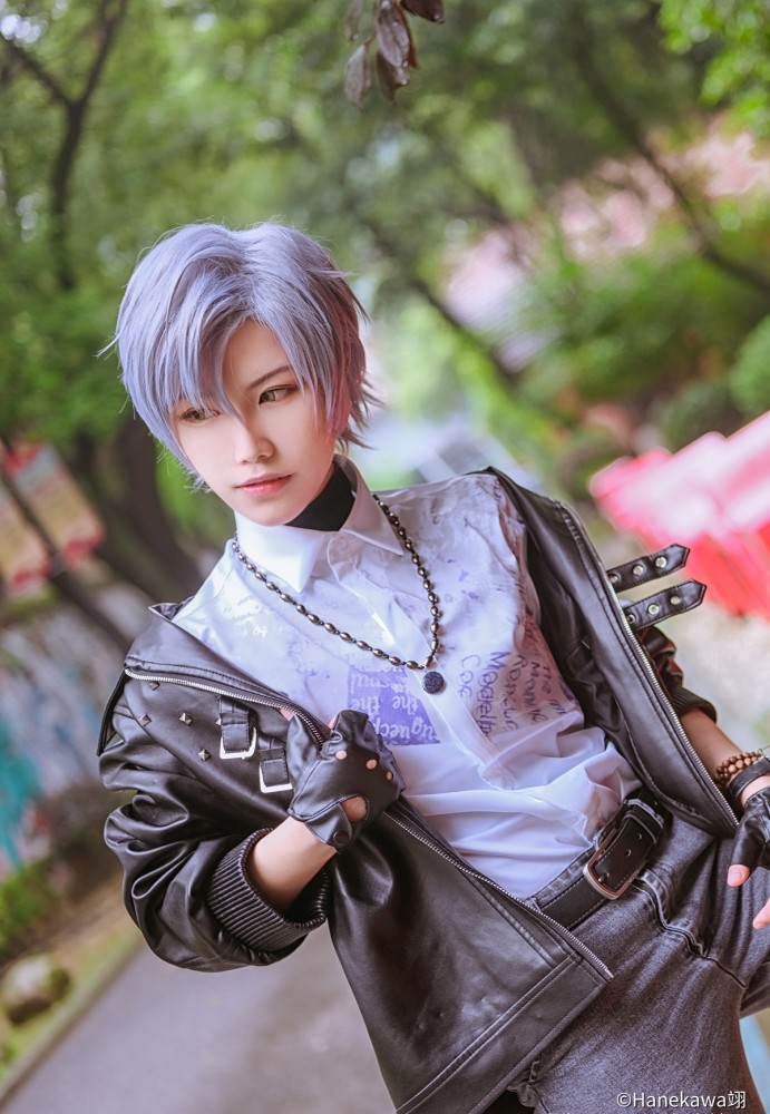 恋与制作人凌肖cos七夕到了我想和魅力帅气的他约会