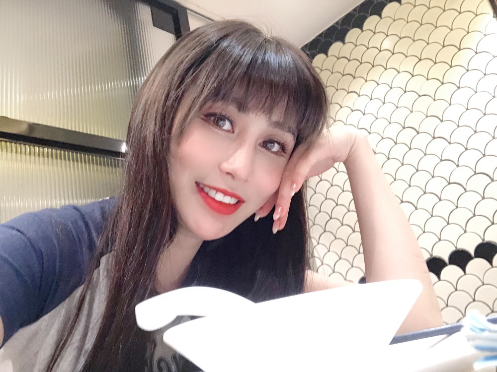 聚美涵熙告别黄脸婆白皙肌肤亮起了