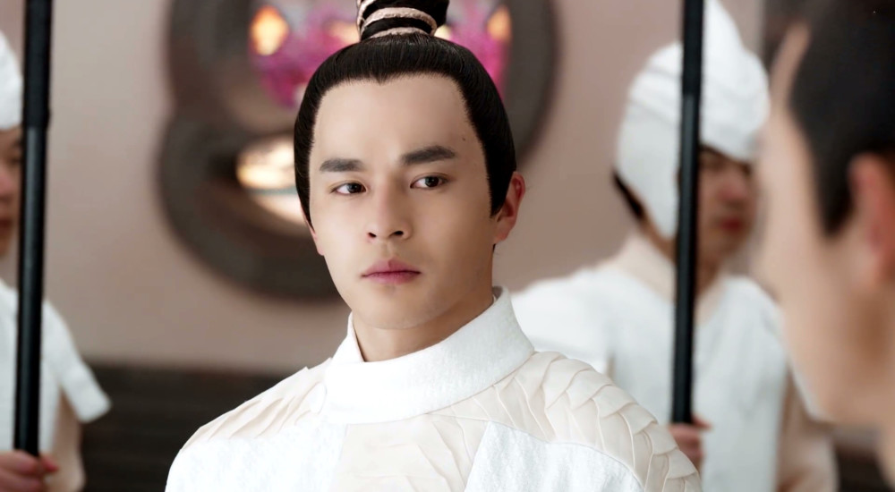 三生三世十里桃花|女星许芳铱结婚，曾给孙俪饰演丫鬟走红，老公是《三生三世》武官