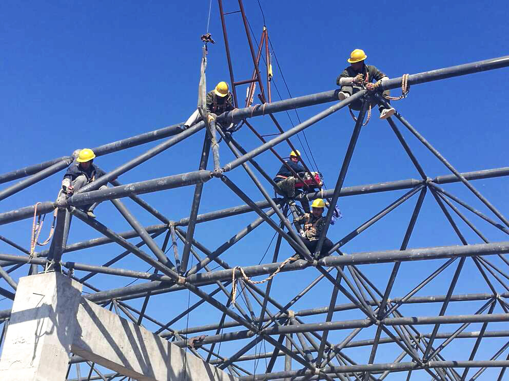 钢网架结构高空安装安全措施