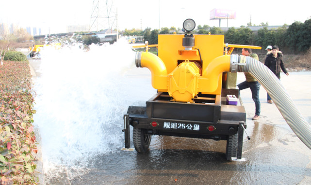 防汛排涝泵车各装置的用途是什么