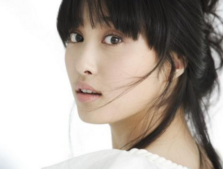 说到李欣茹这个名字,你或者早已不记得,但她却是《宝莲灯》里最美的