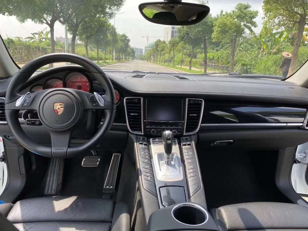 2013年保时捷帕拉梅拉4.8gts,绅士暴徒顶配售价19万