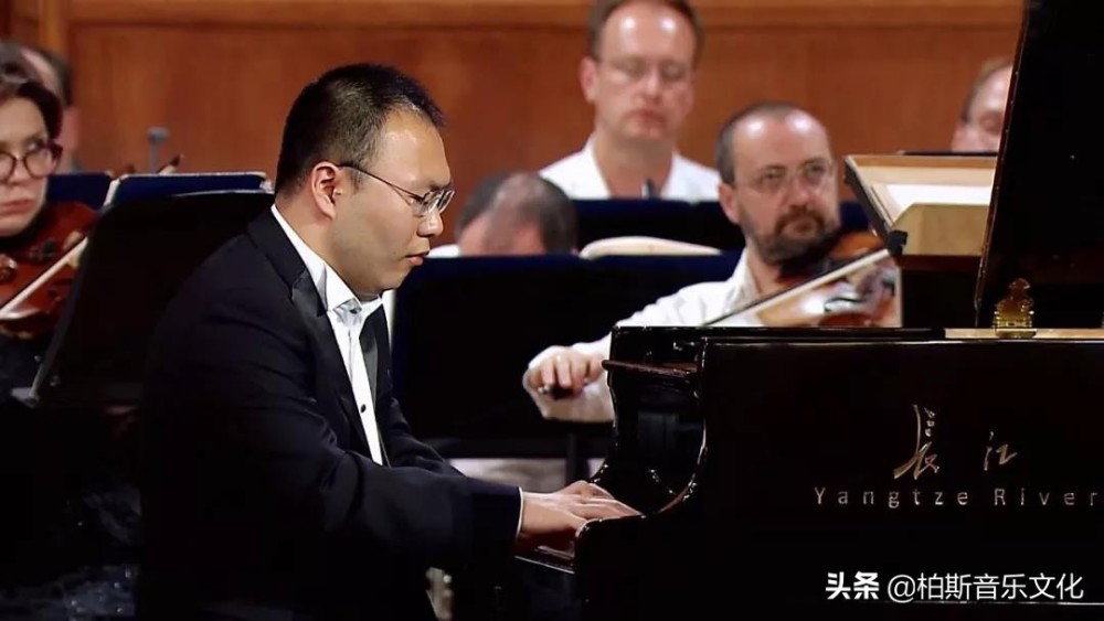 他来了!柴赛决赛乌龙选手青年钢琴加安天旭来合肥啦_腾讯新闻