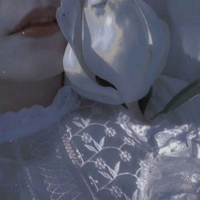 头像 珠光系女生头像