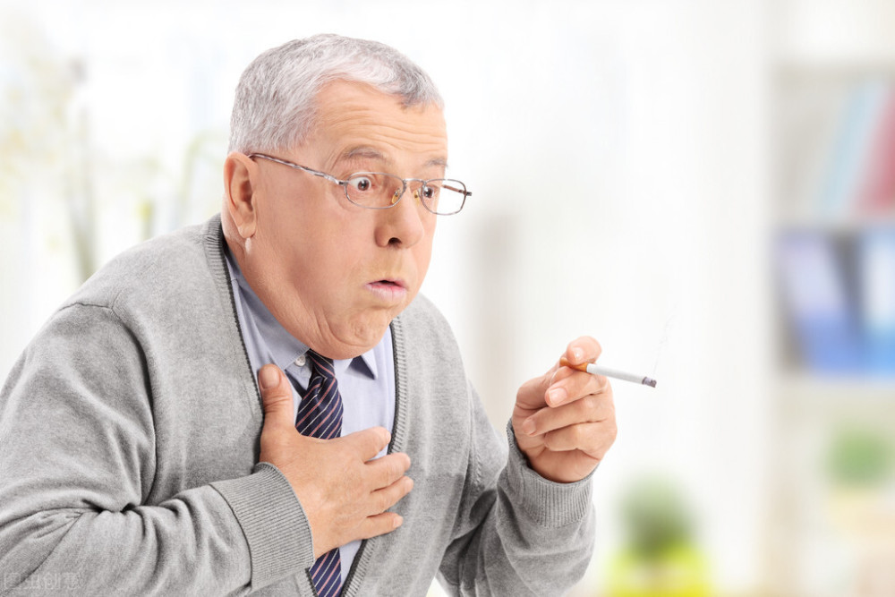 老人吃东西容易被噎是怎回事?