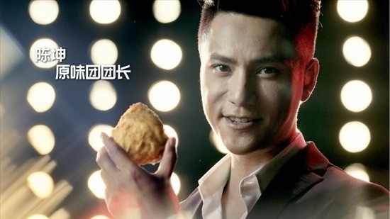 肯德基|肯德基在冠状病毒中放弃了手指舔的良好口号