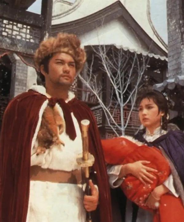 (苗人凤)谢贤,(南兰)陈秀珠剧照(胡斐)吕良伟,(苗若兰)曾华倩剧照