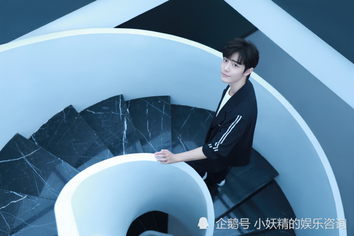 肖战|肖战情人节爆炸式惊喜！新自拍1小时，获200万人点赞，人气依旧是顶流！