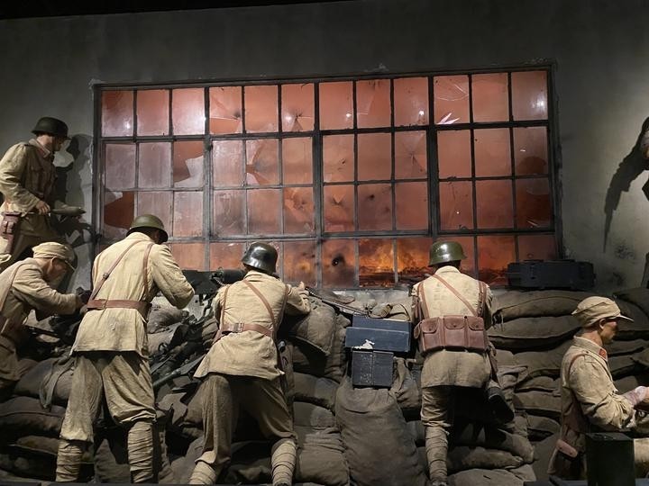 八佰主演俞灏明也去打卡了上海四行仓库纪念馆8月已约满