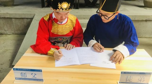 师徒同心 匠心传承 |各单位持续推进“导师带徒”工作_腾讯新闻