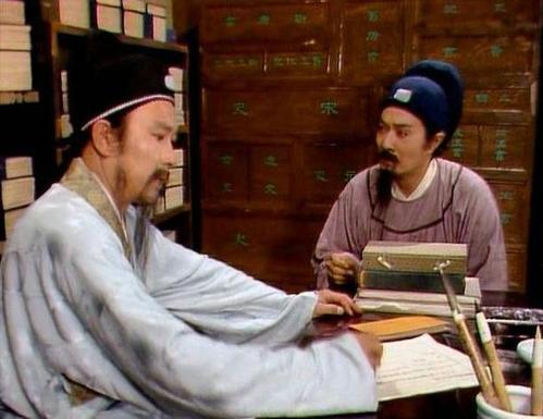 贾雨村|贾雨村受贾府恩惠，为何反恩将仇报？曹公两个字点出此人狼子野心