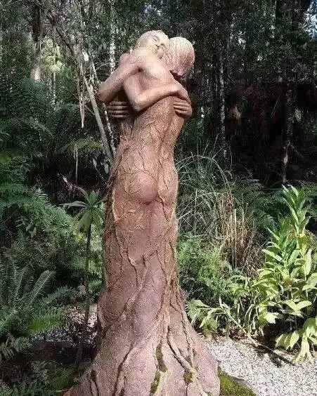 石雕|神奇的树雕艺术，大开眼界！