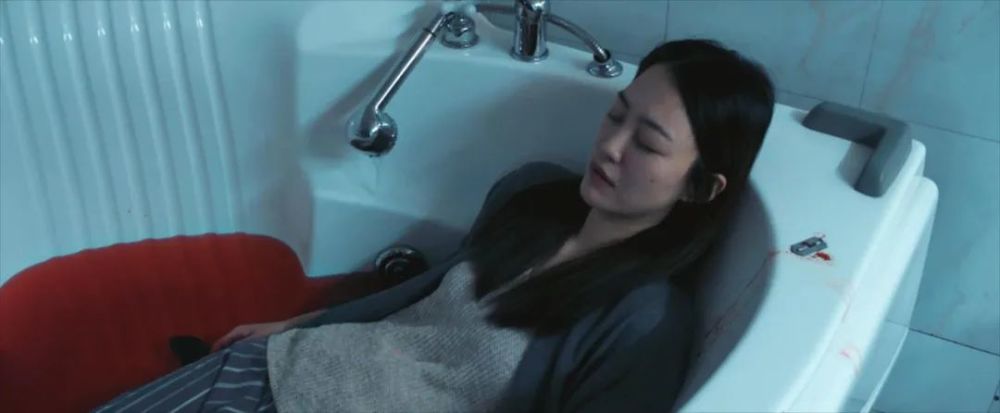 非常目击|8.9跌到6.2，“国产爆款”拍砸了