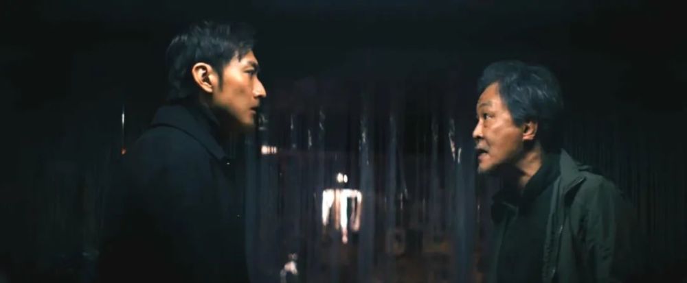 非常目击|8.9跌到6.2，“国产爆款”拍砸了
