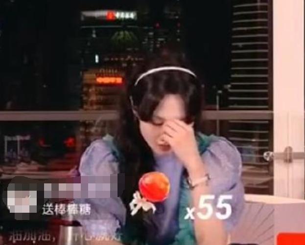 郑爽|郑爽风波后再直播，配合度高无情绪，却被质疑无戏拍才带货捞金？