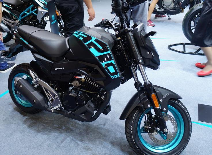 春风st狒狒成为年轻人首选代步摩托车,靠的是什么?_腾讯新闻