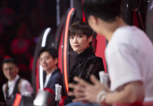 好声音2020|《好声音2020》开播，从来不化妆的谢霆锋，纯素颜上镜哪像40岁？