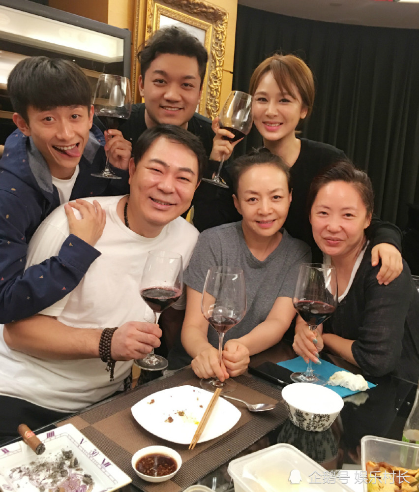 宋丹丹|宋丹丹办60岁生日宴，杨紫张一山华晨宇现身，张国立儿子张默也罕见亮相