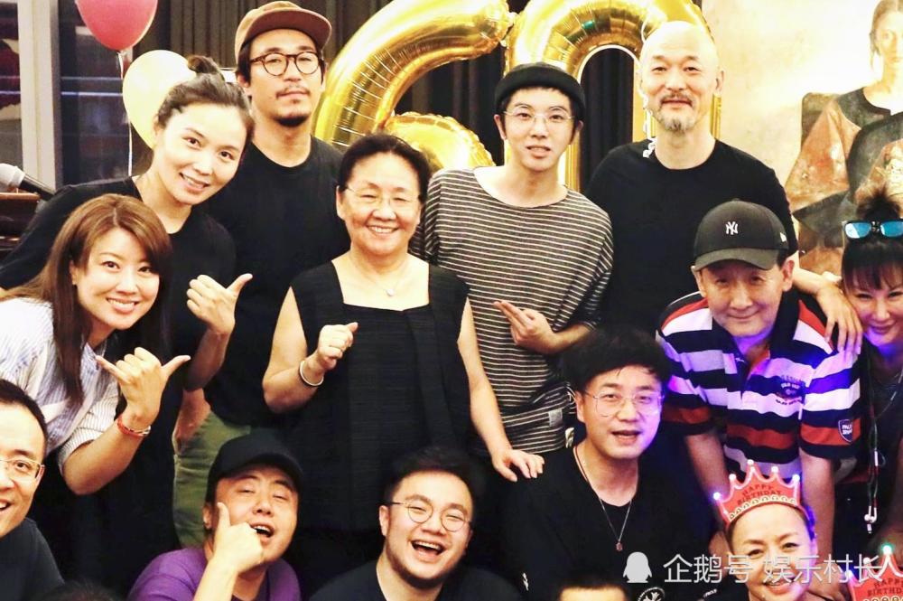 宋丹丹|宋丹丹办60岁生日宴，杨紫张一山华晨宇现身，张国立儿子张默也罕见亮相
