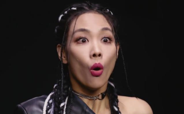 蓝盈莹|蓝盈莹的退赛宣言被剪掉？黄龄的眼泪，王霏霏的动作有些蹊跷