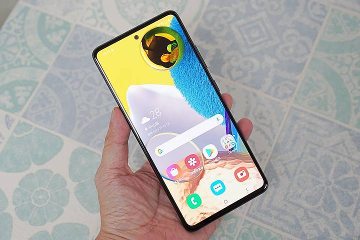 三星galaxy a51 5g开箱评测,平价实用的5g手机新机型_腾讯新闻
