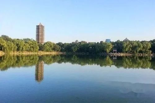 中國最美的大學是哪個快來看看吧吃得好睡得香風景美