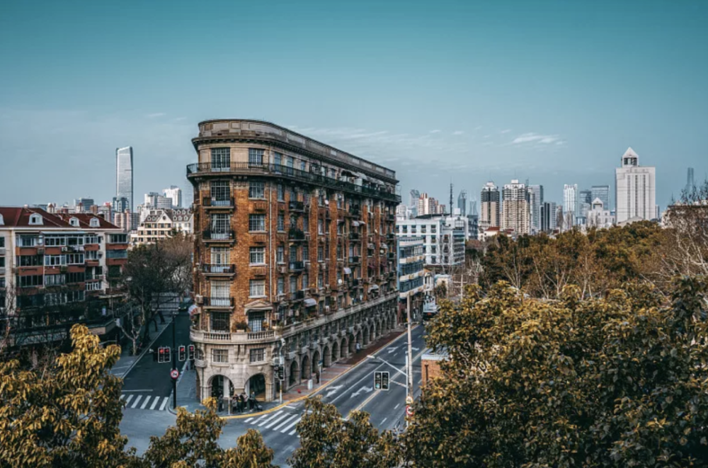 上海租界是《八佰》里拍摄的那样吗?_腾讯新闻