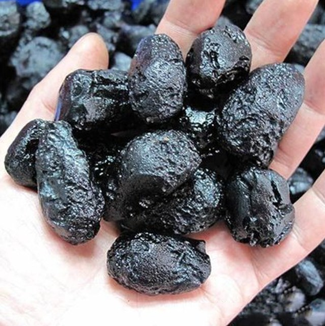 玻璃陨石|湛江野外有一种“雷公屎”你见过没？据说能卖到几千元一克